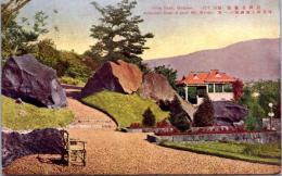 1001089■戦前 絵葉書■神奈川 箱根 強羅園 休息所と明神山