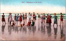 1001358■戦前 絵葉書■海外　海水浴場　水着　男性　女性　ファッション