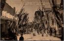1001539■戦前 絵葉書■大東京　浅草公園　第六区（街並み 商店街 人群れ 軍服)