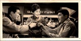 20044■映画　スチール写真 ■無鉄砲社員　南廣 / 中村是好 / 中原ひとみ ? 上田吉二郎 / 小林裕子