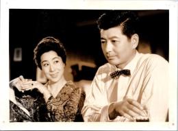 10123■映画　スチール写真 ■自由ヶ丘美人　　淡路恵子　安西郷子　新珠三千代　杉葉子　浜美枝　池部良 16.5cm×12cm
