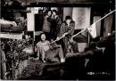 10175■映画　スチール写真 ■けち虫　宍戸錠　南田洋子　山内 賢 　川地 民夫　小高 雄二　笠置 シヅ子 　15.5cm×11cm　 ピン穴有