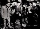 10191■映画　スチール写真 ■傷害恐喝前科十三犯　　宍戸錠　長門勇　丹波哲郎　峰京子　原恵子15.5cm×11cm　