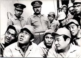 10193■映画　スチール写真 ■傷害恐喝前科十三犯　　宍戸錠　長門勇　丹波哲郎　峰京子　原恵子15.5cm×11cm　