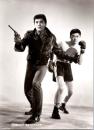 10275■映画　スチール写真 ■拳銃無頼帖　抜き射ちの竜　赤木圭一郎/浅丘ルリ子　15.5cm×11cm　ピン穴