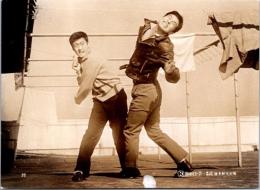10278■映画　スチール写真 ■拳銃無頼帖　抜き射ちの竜　赤木圭一郎/浅丘ルリ子　15.5cm×11cm　