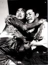 10281■映画　スチール写真 ■傷だらけの人生　鶴田浩二　工藤明子 15.5cm×11cm　ピン穴　刺青 タトゥー 　 裏面はがしあとによる痛み　