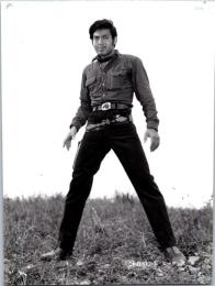 10289■映画　スチール写真 ■紅の銃帯　宍戸錠 香月美奈子 松原智恵子 青山恭二 内田良平　15cm×11cm ピン穴　