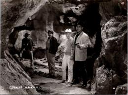 10344■映画　スチール写真 ■幌馬車は行く　赤木圭一郎　笹森礼子　水島道太郎 15.5cm×11cm　ピン穴　