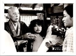 10638■映画　スチール写真 ■男はつらいよ　渥美清・倍賞千恵子・吉永小百合　光本 幸子　浅丘ルリ子　竹下景子　栗原小巻　桜田淳子　松坂慶子　後藤久美子 16.5cm×12cm　ピン穴あり