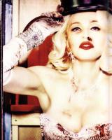 (音楽パンフレット・英文）MADONNA  -Rebel Heart-（マドンナ　レベル・ハート）