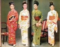 （付録）美しいきもの百科　’69　-婦人倶楽部昭和41年11月号付録-　表紙モデル・吉永小百合