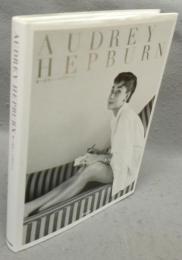 AUDREY HEPBURN　オードリー・ヘプバーン