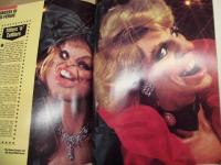 SPITTING IMAGES　WITH TEXT BY SEAN KELLY