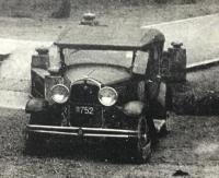 〈絵葉書〉官幣大社香椎宮　参道入口