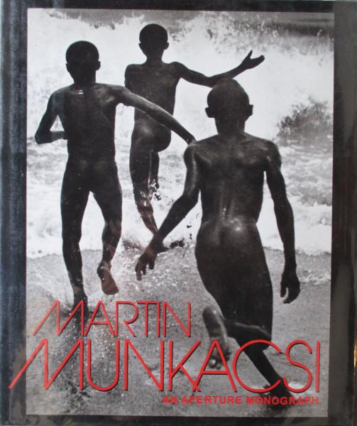 An Aperture Monograph(Martin Munkacsi) / 古本、中古本、古書籍の
