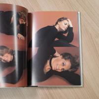 Romy in Rom. Zaertliche Blicke