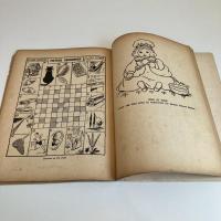 古いイギリス製の塗り絵帖「The WHOPPER PAINT BOOK」