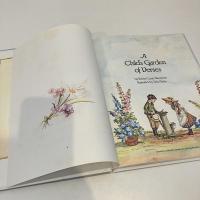 A Child's Garden of Verses 洋書絵本