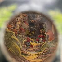 のぞき穴しかけ絵本 the ENCHANTED FOREST （魔法の森）