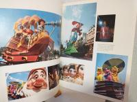 1976 Disney's America on Parade (アメリカ版ディズニーランドパンフ)