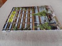 新建築　2020年 7月号 ：創刊95周年　医療から建築を考える　WITH 　HARAJUKU　UNIQLO PARK 横浜ベイサイド店