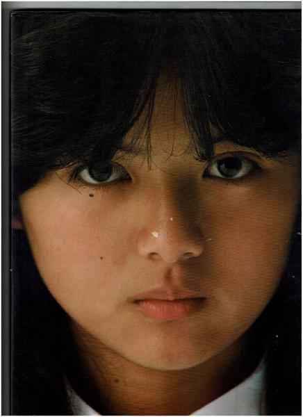 愛蔵版 薬師丸ひろ子写真集 フォトメモワール2 ひとりぼっちの空間飛行 小島由起夫 ほか 撮影 がらんどう 古本 中古本 古書籍の通販は 日本の古本屋 日本の古本屋