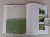雑木ガーデンのやさしい時間 = Gardening Guide book How to create beautiful garden of trees of nature : 樹木&下草ガイド付き