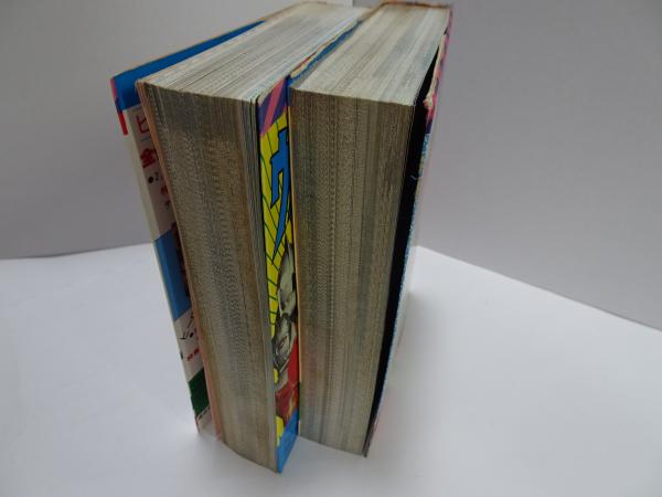 ケイブンシャの大百科 ウルトラマン大百科 正続 / 古本、中古本、古