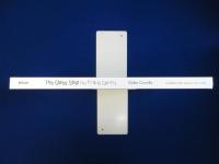 The Glass Ship by Frank Gehry : An architectural masterpiece in pop-up and drawings フランク・ゲーリー