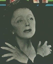 SIMONE　BERTEAUT　PIAF
