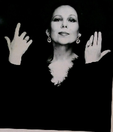 RENATA　SCOTTO