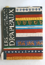 LES DRAPEAUX