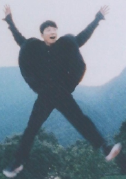 YELLOW MAGAZINE HOSHINO GEN OFFICIAL YEARBOOK 2017 - 2018 ISSUE 02