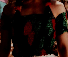 山下麻衣写真集