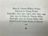 Edna St. Vincent Millay's　POEMS　Selected for Young People