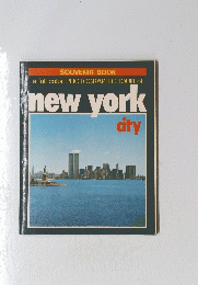 SOUVENIR BOOK a full color PHOTOGRAPHIC TOUR of　　new york city