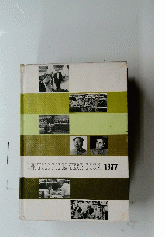 ENCYCLOPEDIA　YEAR　BOOK　1977