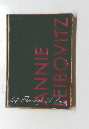 Annie Leibovitz　Life Through A Lens