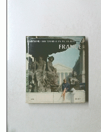 AROUND　THE　WORLD　IN　PICTURES　5 FRANCE 