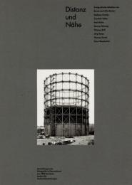 Distanz und Nahe