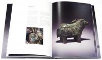 Dialogue with The Ancients: 100 Bronze of the Shang, Zhou, and Han Dynasties The Shen Zhai Collection （中国殷周漢時代青銅器コレクション図録）