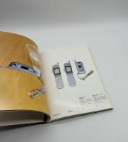思わず手に取る小型グラフィックス　Small & Eye-Catching Graphics