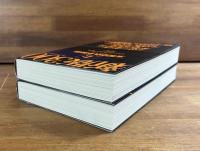 新版300人委員会 上 支配される世界/新版300人委員会 下 陰謀中枢の正体　2冊