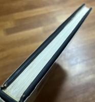 現代の家具シリーズ4　ガウディの家具とデザイン