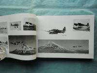 世紀の雄叫び　三重海軍航空隊写真集