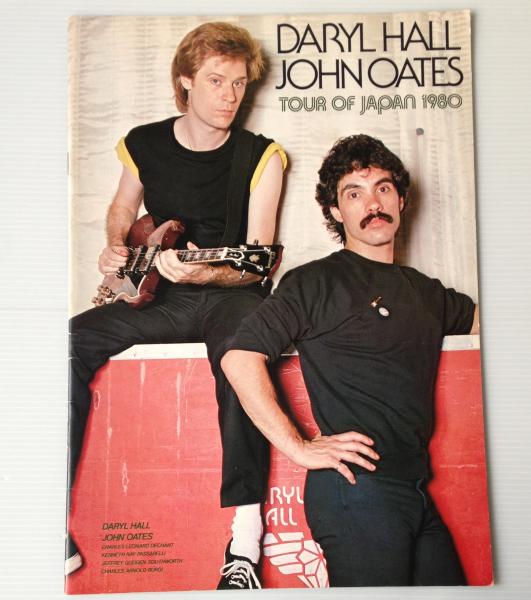 ダリル ホール ジョン オーツ 1980年日本公演 ツアーパンフレットdaryl Hall John Oates リブロス ムンド 古本 中古本 古書籍の通販は 日本の古本屋 日本の古本屋