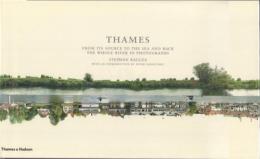 THAMES : from its Source to the Sea and Back : the Whole River in Photographs [テムズ川写真集]