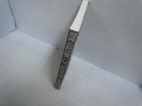 The Culture of Fashion: A New History of Fashionable Dress (Studies in Design and Material Culture)　【Google 翻訳　ファッションの文化：ファッショナブルな衣服の新しい歴史（デザインと物質文化の研究）】
