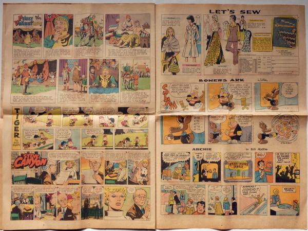 アメリカの新聞漫画 レトロ 希少本 70s